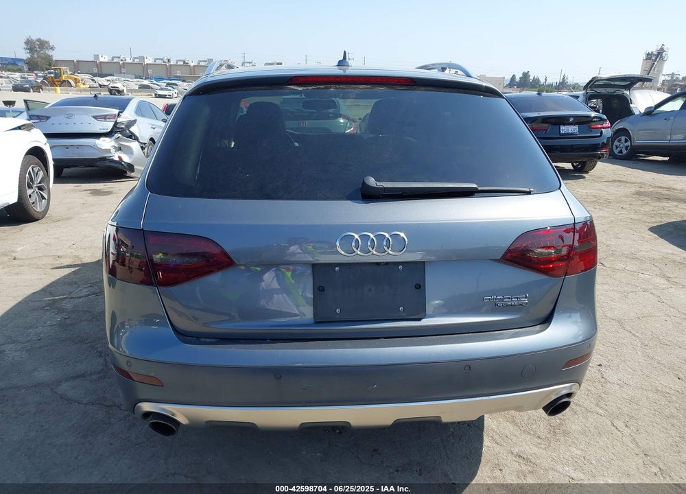 2015 AUDI ALLROAD VIN: WA1UFAFL7FA112153