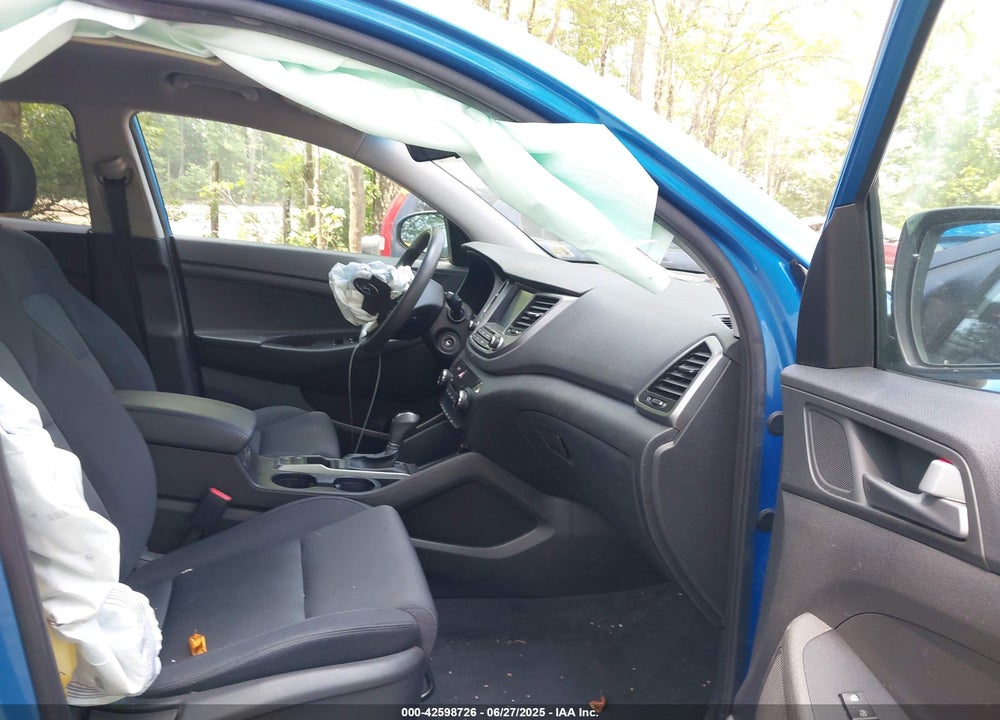 2018 HYUNDAI TUCSON VIN: KM8J33A41JU629058