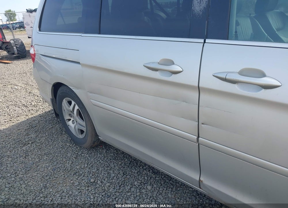 2006 HONDA ODYSSEY EX-L VIN: 5FNRL38726B424923