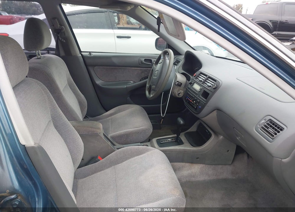 1998 HONDA CIVIC LX VIN: 2HGEJ6679WH521962