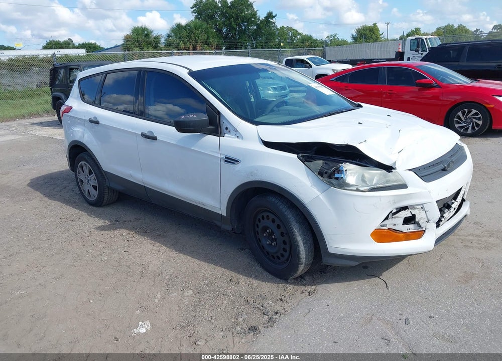 2014 FORD ESCAPE S VIN: 1FMCU0F77EUC81957