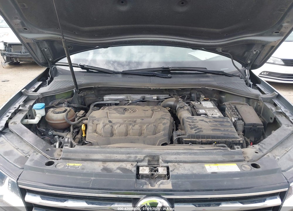 2021 VOLKSWAGEN TIGUAN VIN: 3VV3B7AX6MM021077