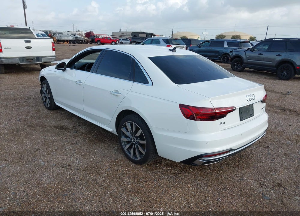 2022 AUDI A4 VIN: WAUABAF48NN000480