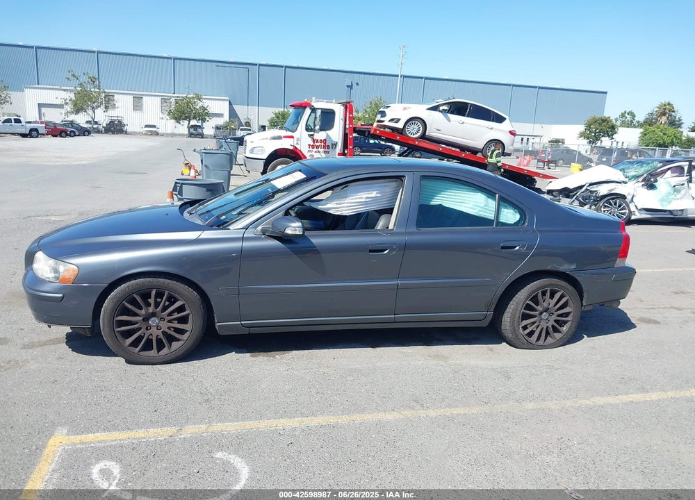 2009 VOLVO S60 VIN: YV1RS592792725321