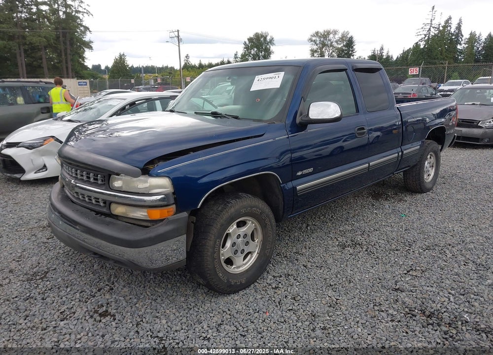 2001 CHEVROLET SILVERADO 1500 LS VIN: 1GCEK19T21E176121