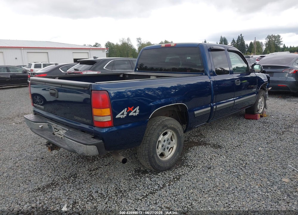 2001 CHEVROLET SILVERADO 1500 LS VIN: 1GCEK19T21E176121
