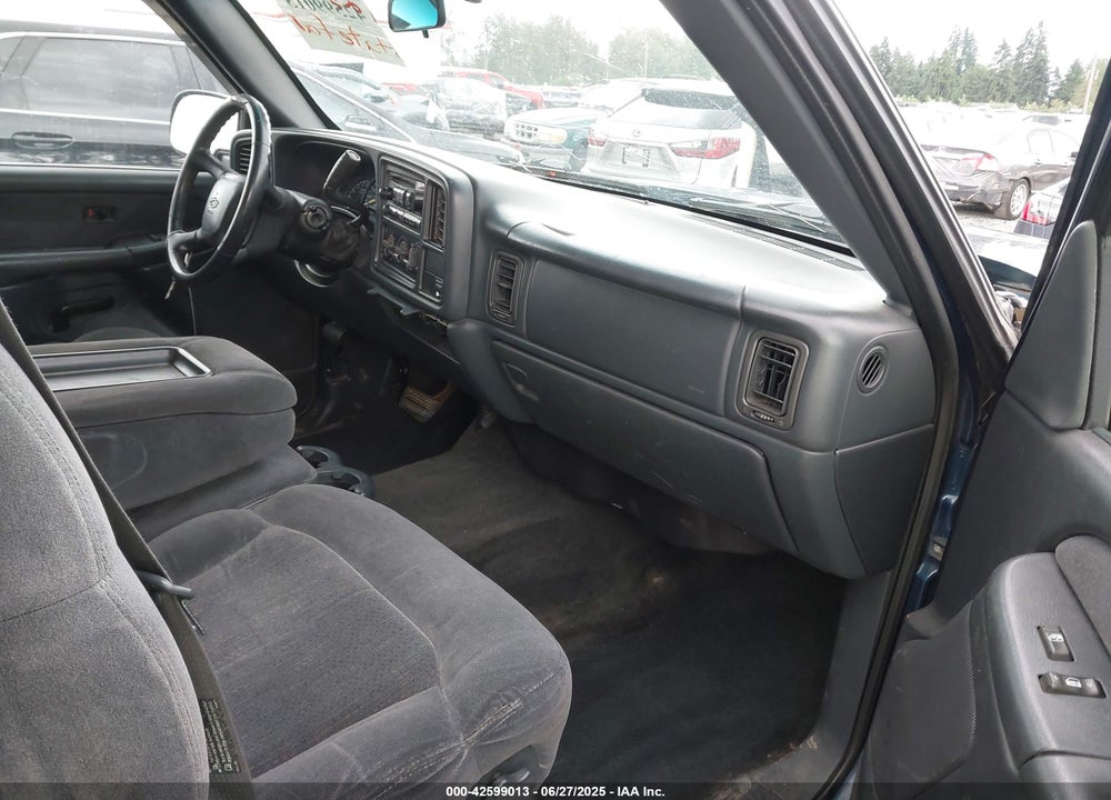 2001 CHEVROLET SILVERADO 1500 LS VIN: 1GCEK19T21E176121