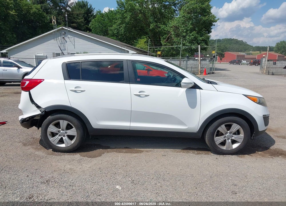 2011 KIA SPORTAGE VIN: KNDPB3A20B7119655