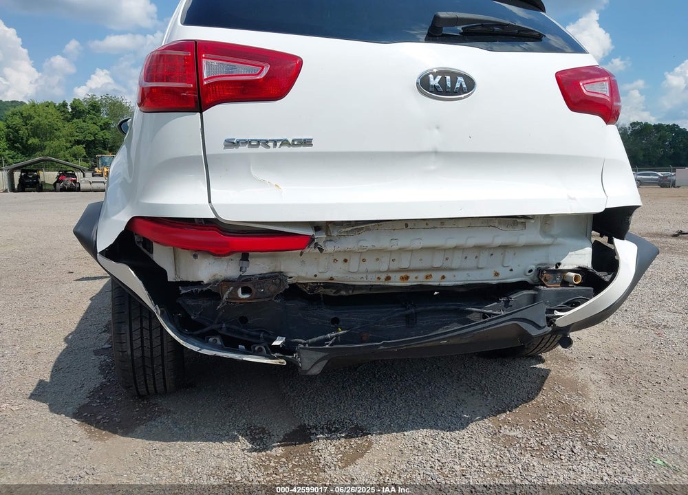 2011 KIA SPORTAGE VIN: KNDPB3A20B7119655