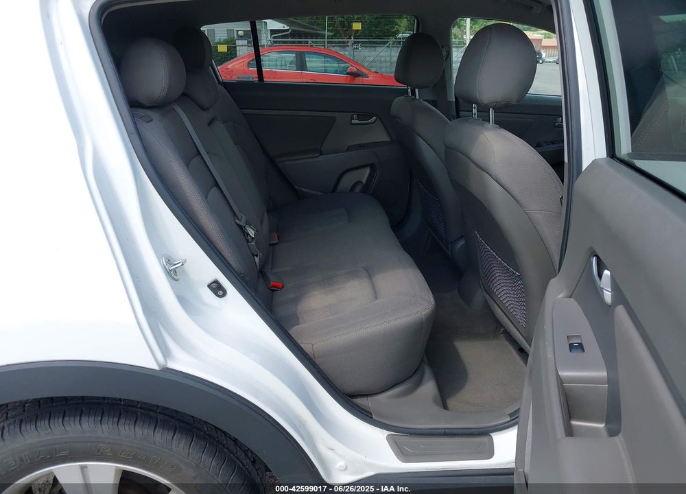 2011 KIA SPORTAGE VIN: KNDPB3A20B7119655