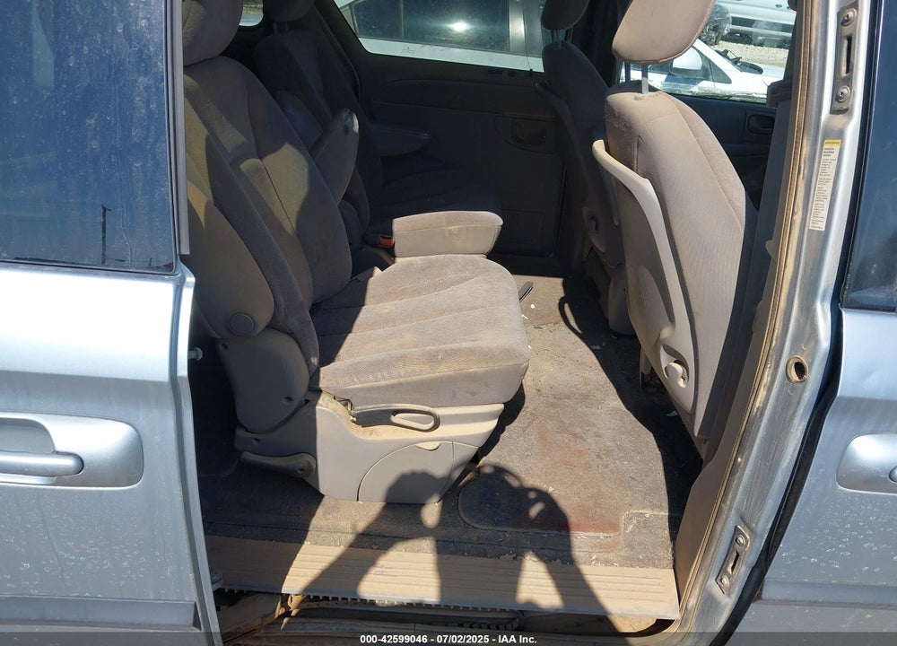 2003 DODGE GRAND CARAVAN SPORT VIN: 2D4GP44L73R107954