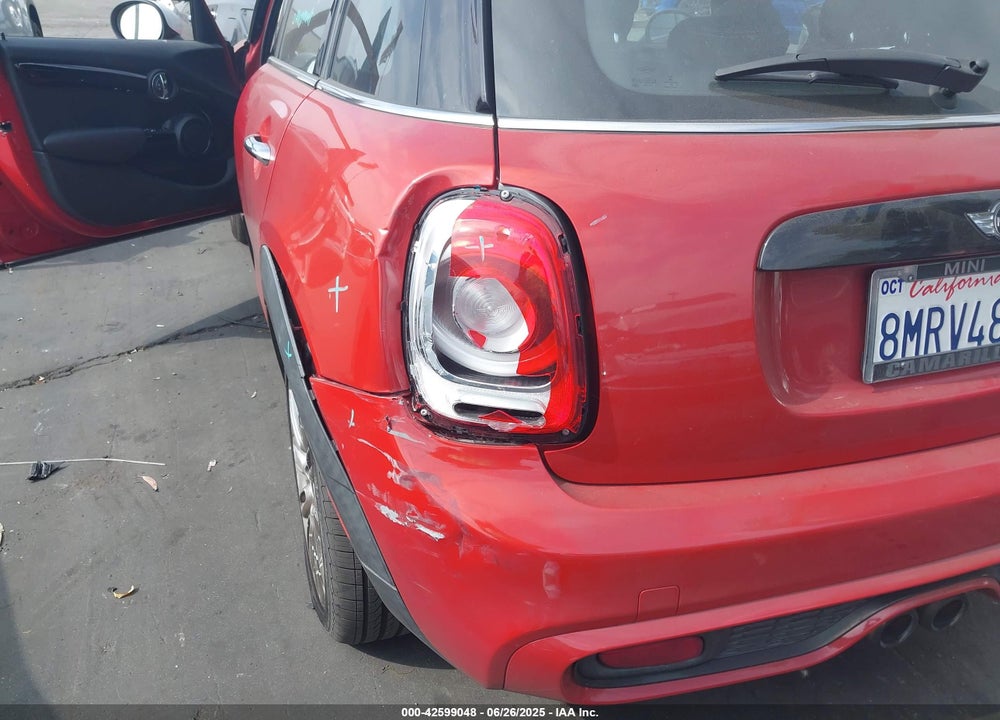 2016 MINI HARDTOP COOPER S VIN: WMWXU3C54G2D29651