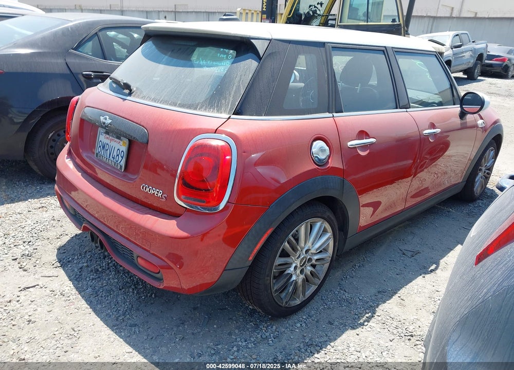 2016 MINI HARDTOP COOPER S VIN: WMWXU3C54G2D29651