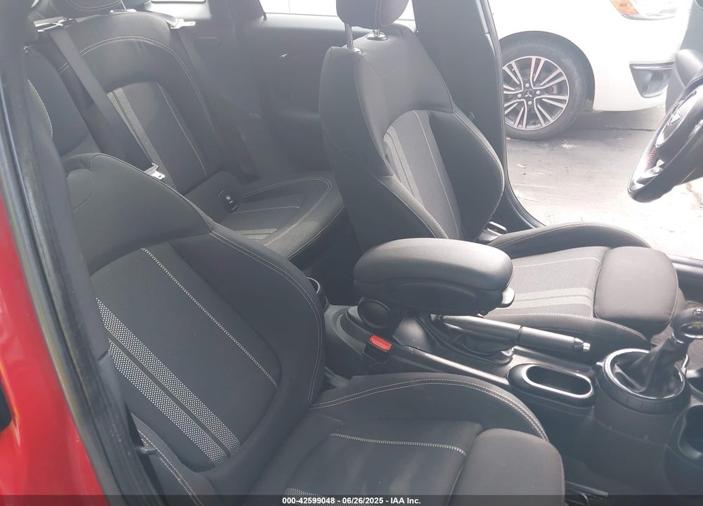 2016 MINI HARDTOP COOPER S VIN: WMWXU3C54G2D29651