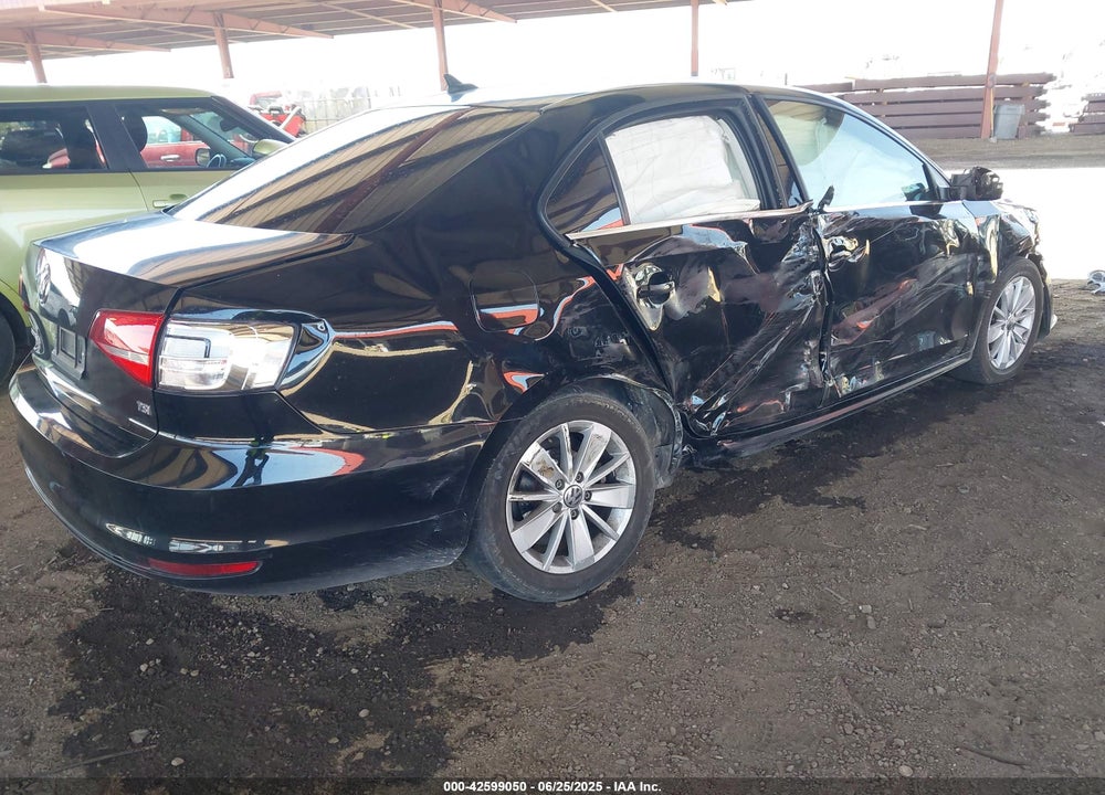 2015 VOLKSWAGEN JETTA VIN: 3VWD17AJ0FM238335