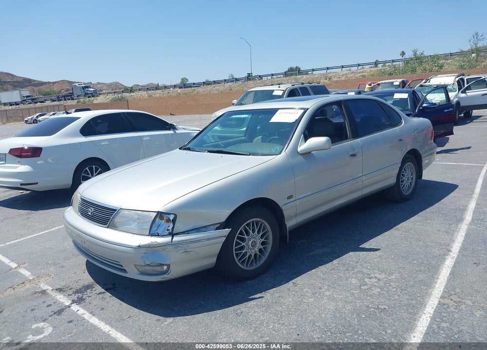 1999 TOYOTA AVALON XLS VIN: 4T1BF18B5XU347891
