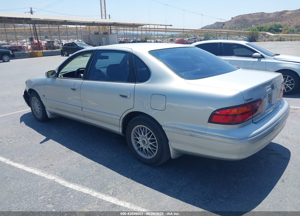 1999 TOYOTA AVALON XLS VIN: 4T1BF18B5XU347891