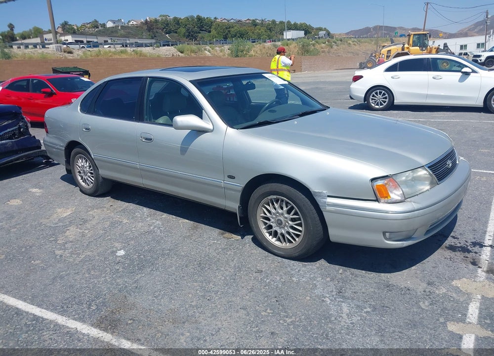 1999 TOYOTA AVALON XLS VIN: 4T1BF18B5XU347891