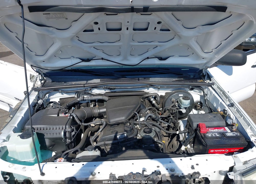 2011 TOYOTA TACOMA VIN: 5TFTX4CN2BX010093