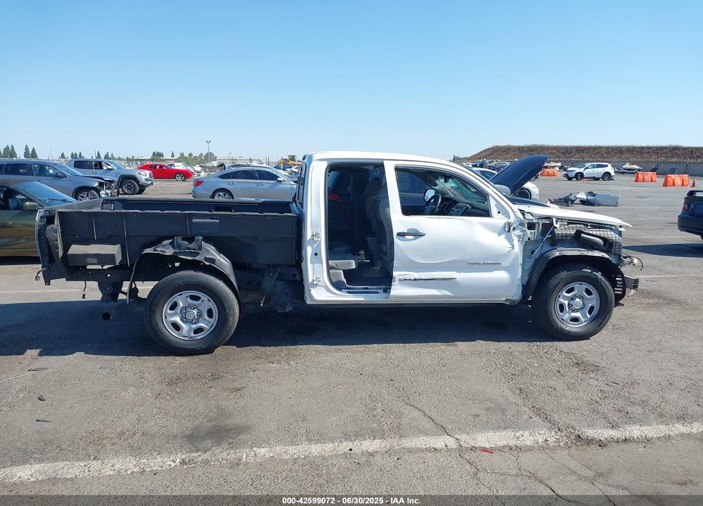 2011 TOYOTA TACOMA VIN: 5TFTX4CN2BX010093