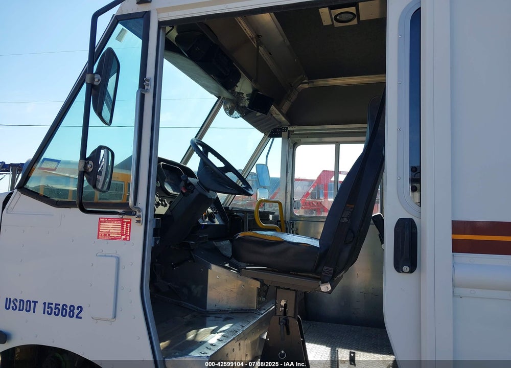2018 FREIGHTLINER MT45 VIN: 4UZAAPFD2JCJT3973