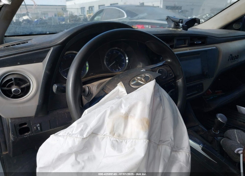 2019 TOYOTA COROLLA VIN: 2T1BURHE2KC129061