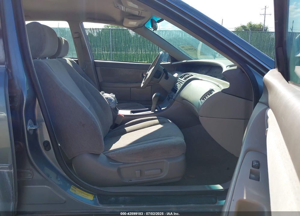 2000 TOYOTA AVALON VIN: 4T1BF28B3YU052666
