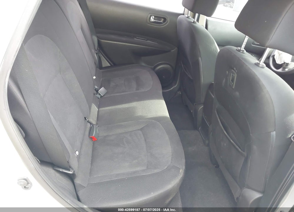 2015 NISSAN ROGUE SELECT VIN: JN8AS5MT6FW160118