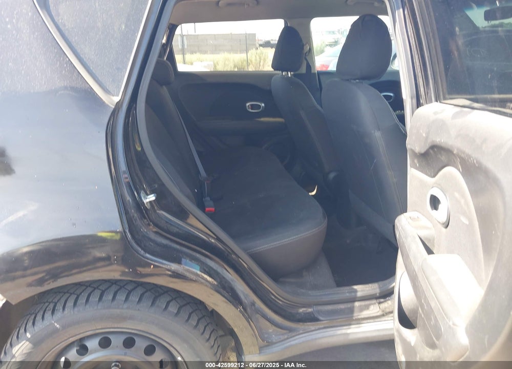 2015 KIA SOUL VIN: KNDJN2A21F7168702