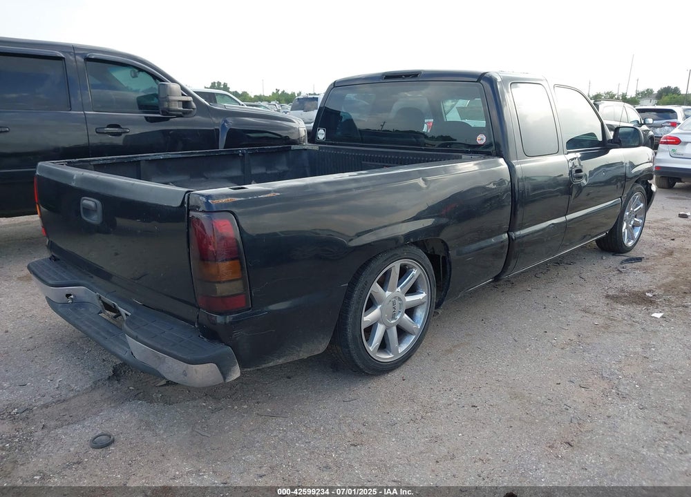 2001 GMC SIERRA 1500 SL VIN: 2GTEC19V211354707