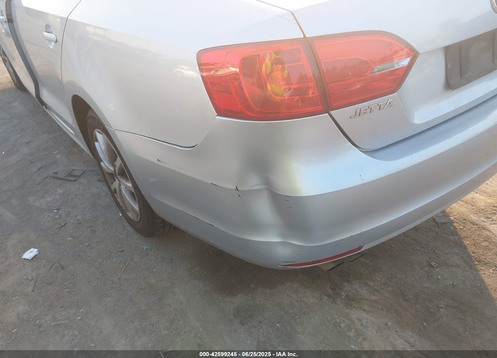 2012 VOLKSWAGEN JETTA VIN: 3VWDX7AJ8CM381611