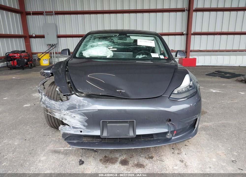 2018 TESLA MODEL 3 VIN: 5YJ3E1EB1JF113988