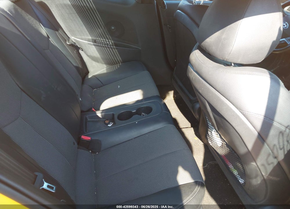 2016 HYUNDAI VELOSTER VIN: KMHTC6AD1GU295200