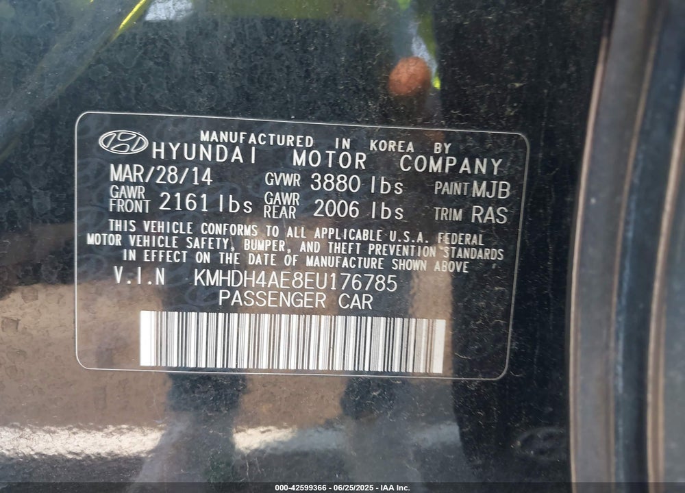 2014 HYUNDAI ELANTRA VIN: KMHDH4AE8EU176785