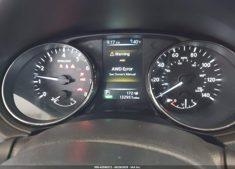 2017 NISSAN ROGUE VIN: KNMAT2MV1HP543163