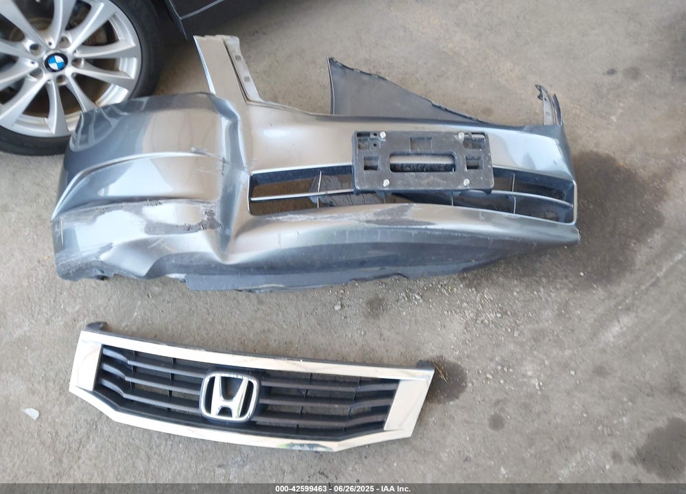 2009 HONDA ACCORD VIN: 1HGCP26369A198551