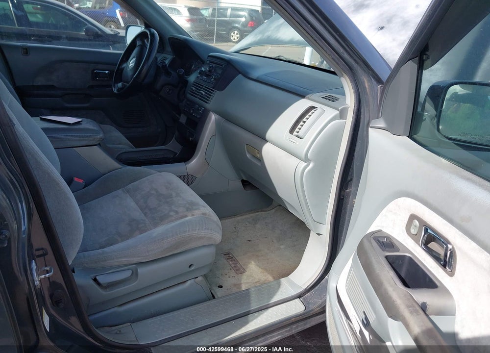 2003 HONDA PILOT EX VIN: 2HKYF18483H593841