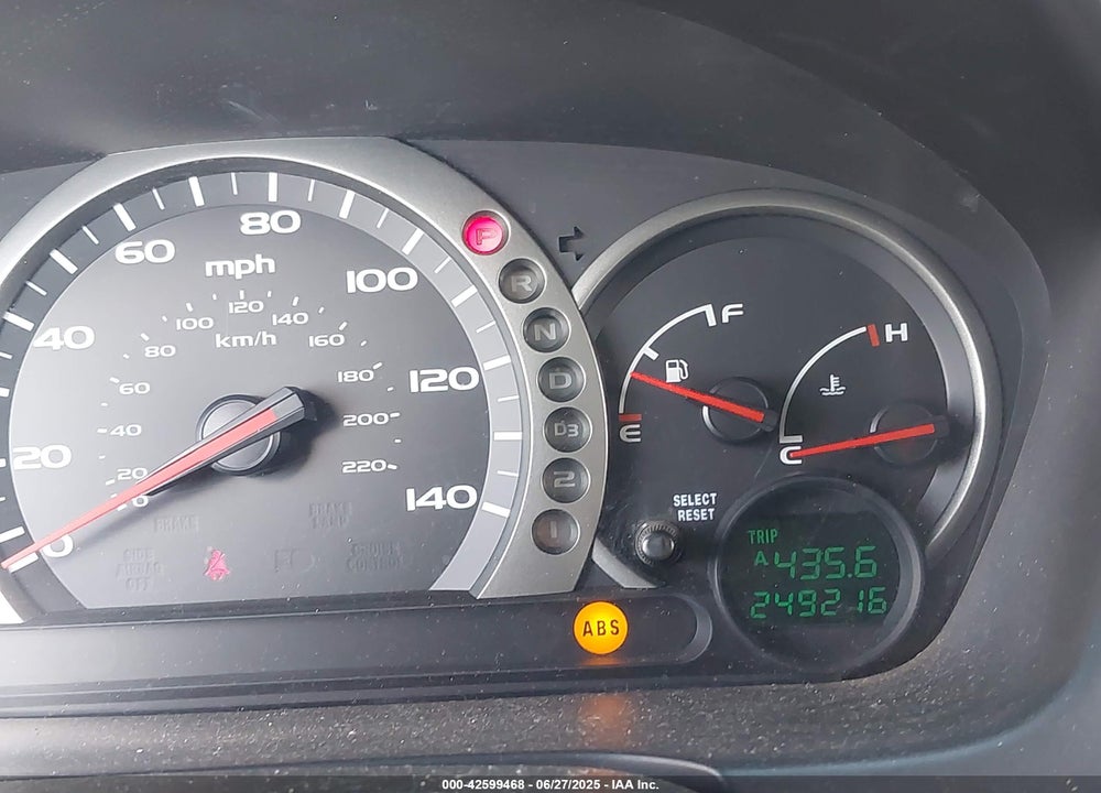 2003 HONDA PILOT EX VIN: 2HKYF18483H593841