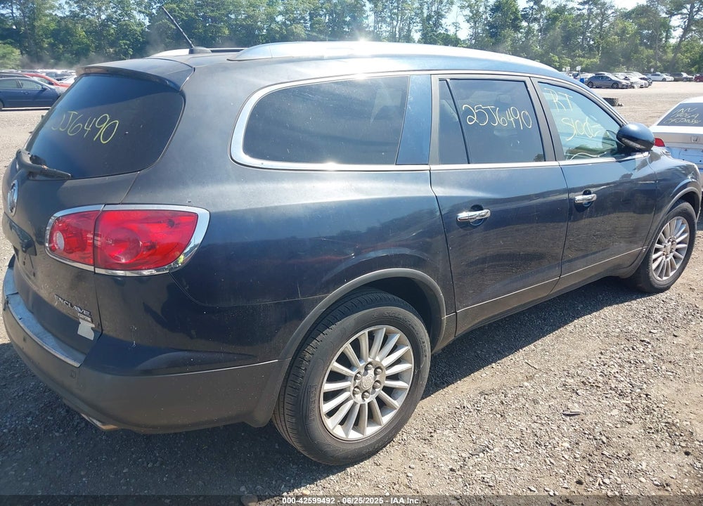 2008 BUICK ENCLAVE VIN: 5GAEV23788J261363