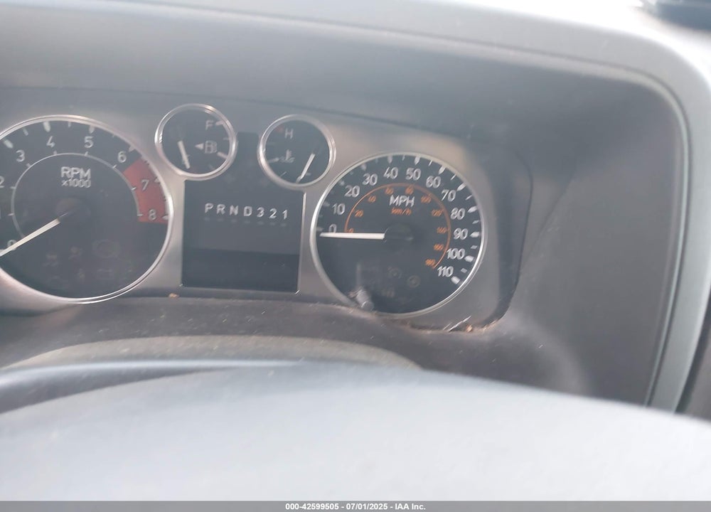 2007 HUMMER H3 SUV VIN: 5GTDN13E878237050