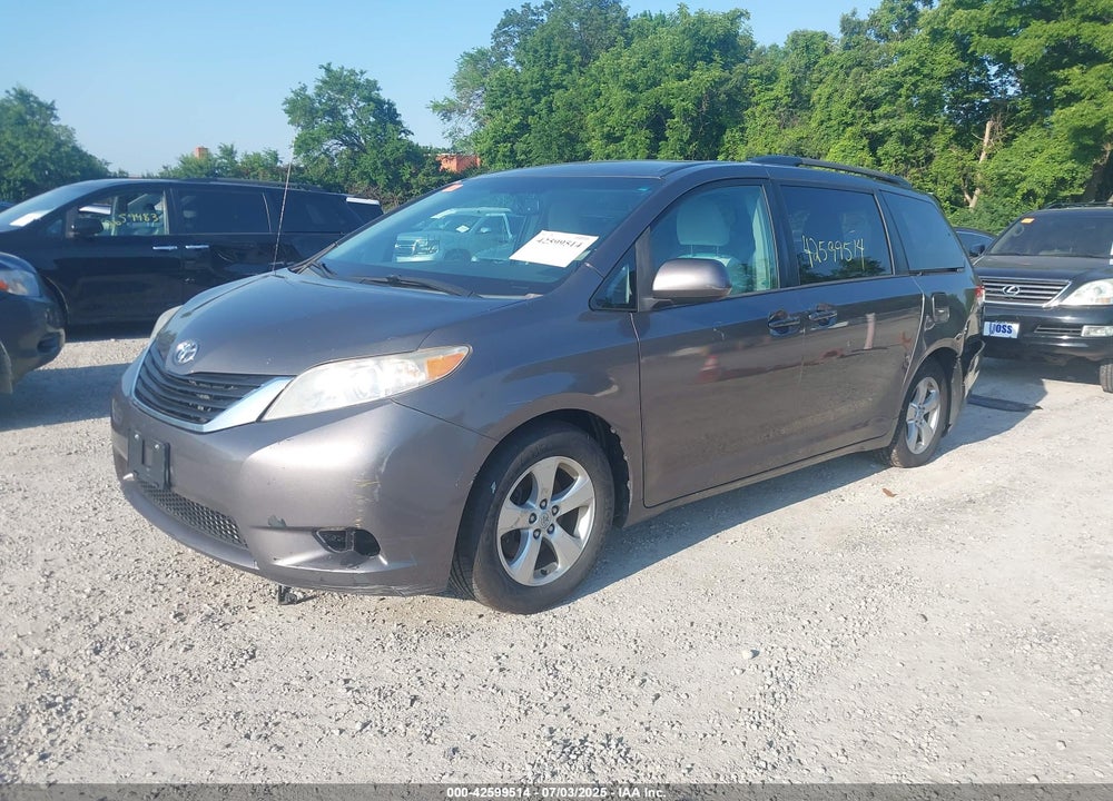 2013 TOYOTA SIENNA VIN: 5TDKK3DC0DS375687