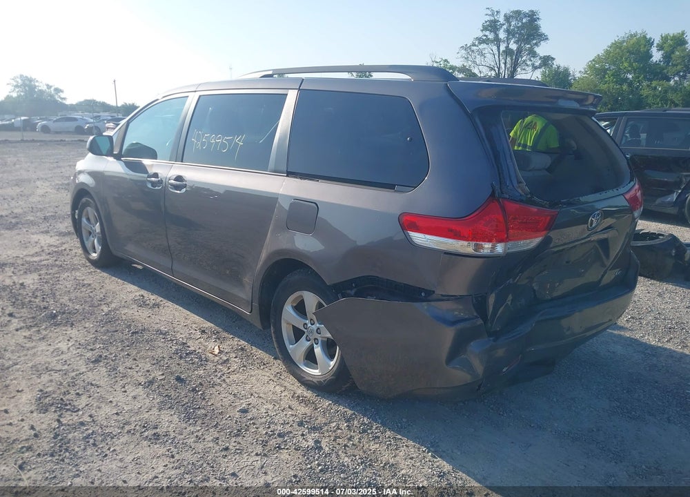 2013 TOYOTA SIENNA VIN: 5TDKK3DC0DS375687