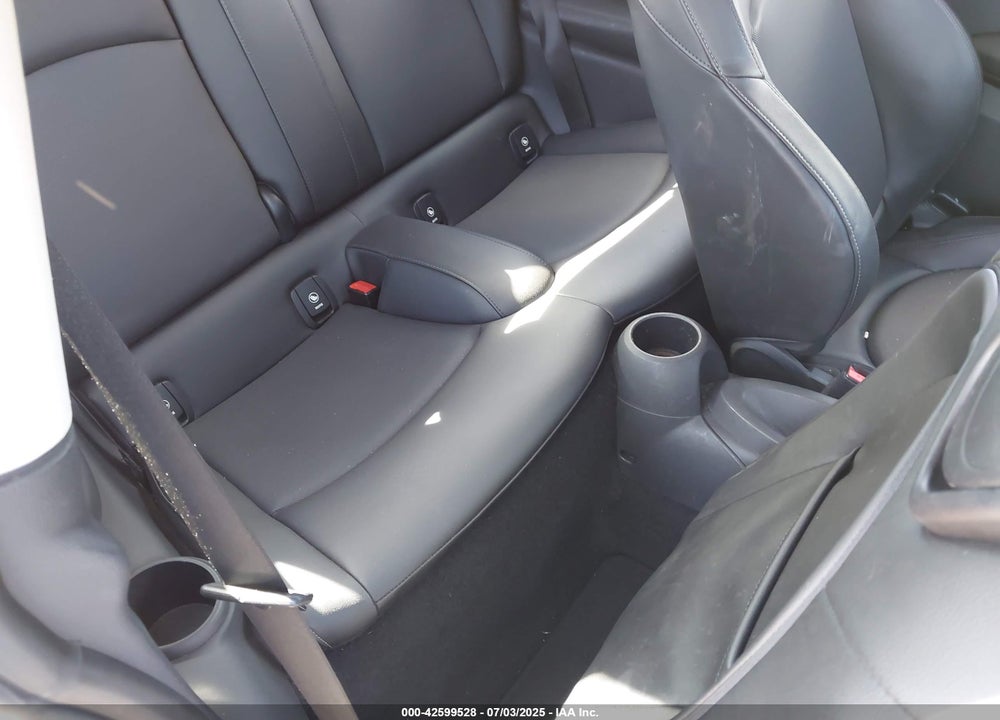 2015 MINI HARDTOP COOPER S VIN: WMWXP7C51F2A42183