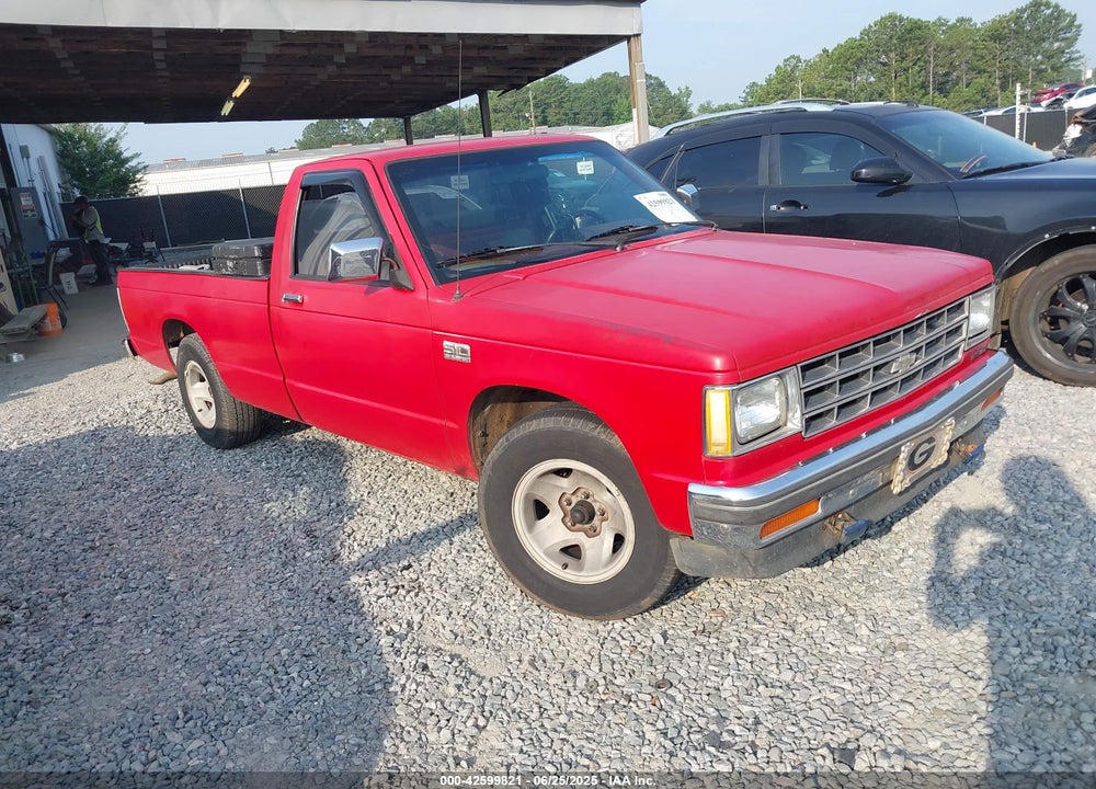 1988 CHEVROLET S TRUCK S10 VIN: 1GCBS14R7J8140308
