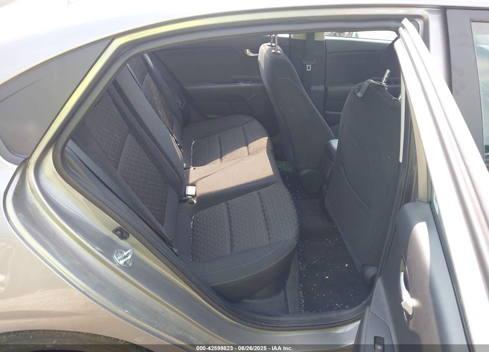 2021 KIA RIO VIN: 3KPA24AD1ME393138