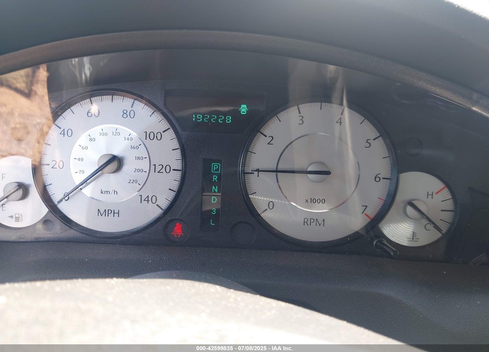 2008 CHRYSLER 300 VIN: 2C3LA43R48H160535
