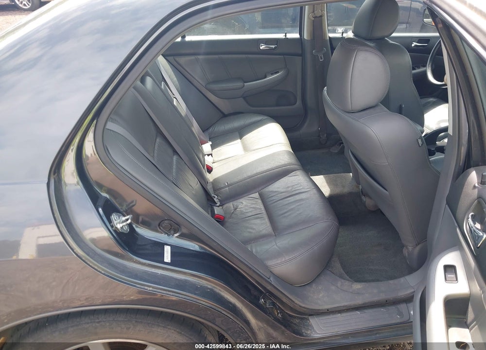2004 HONDA ACCORD 3.0 EX VIN: 1HGCM66554A028319