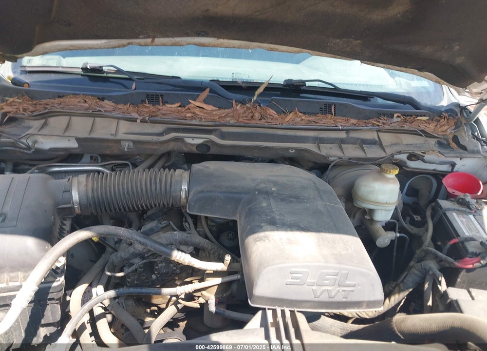 2015 RAM 1500 VIN: 3C6JR6AG7FG517204