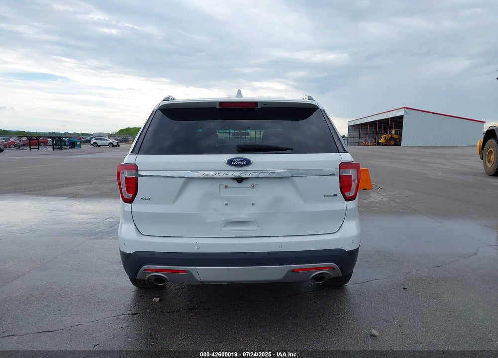 2016 FORD EXPLORER VIN: 1FM5K8D81GGC60189