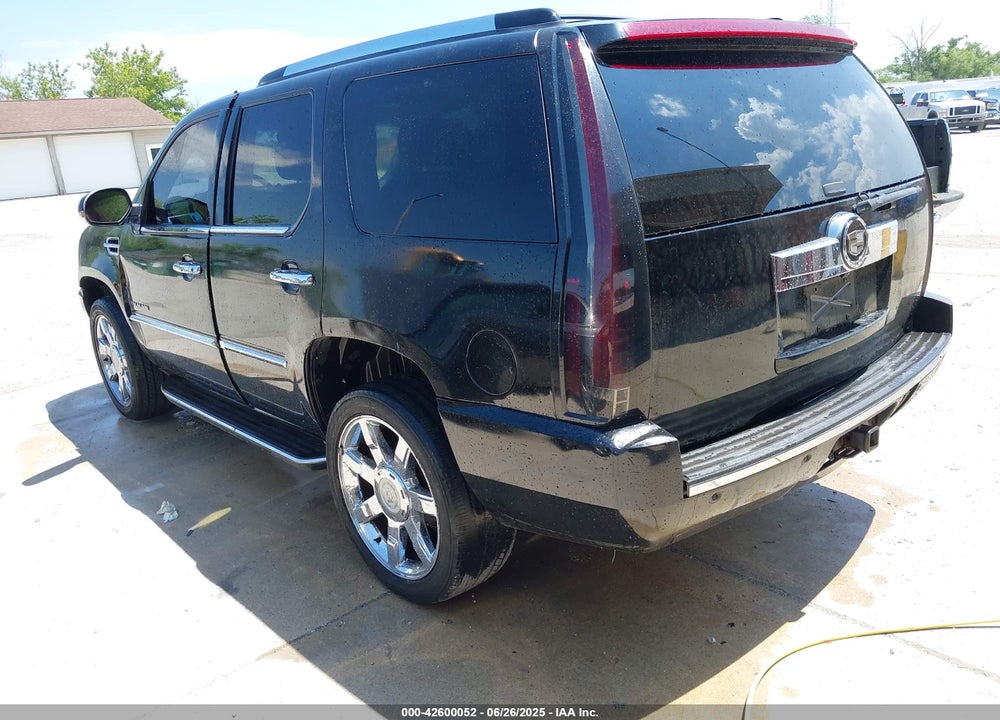 2007 CADILLAC ESCALADE STANDARD VIN: 1GYFK63847R130453